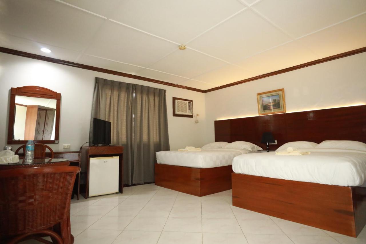 Bohol Plaza Mountain Resort And Restaurant 다우이스 외부 사진