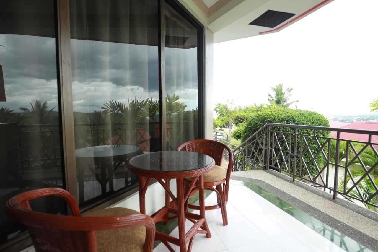 Bohol Plaza Mountain Resort And Restaurant 다우이스 외부 사진