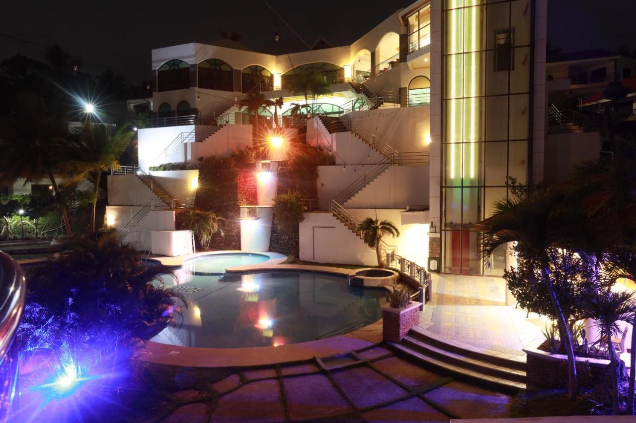 Bohol Plaza Mountain Resort And Restaurant 다우이스 외부 사진